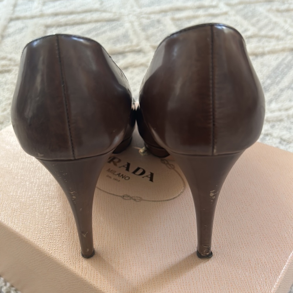Prada brown pumps - Picture 5 of 7